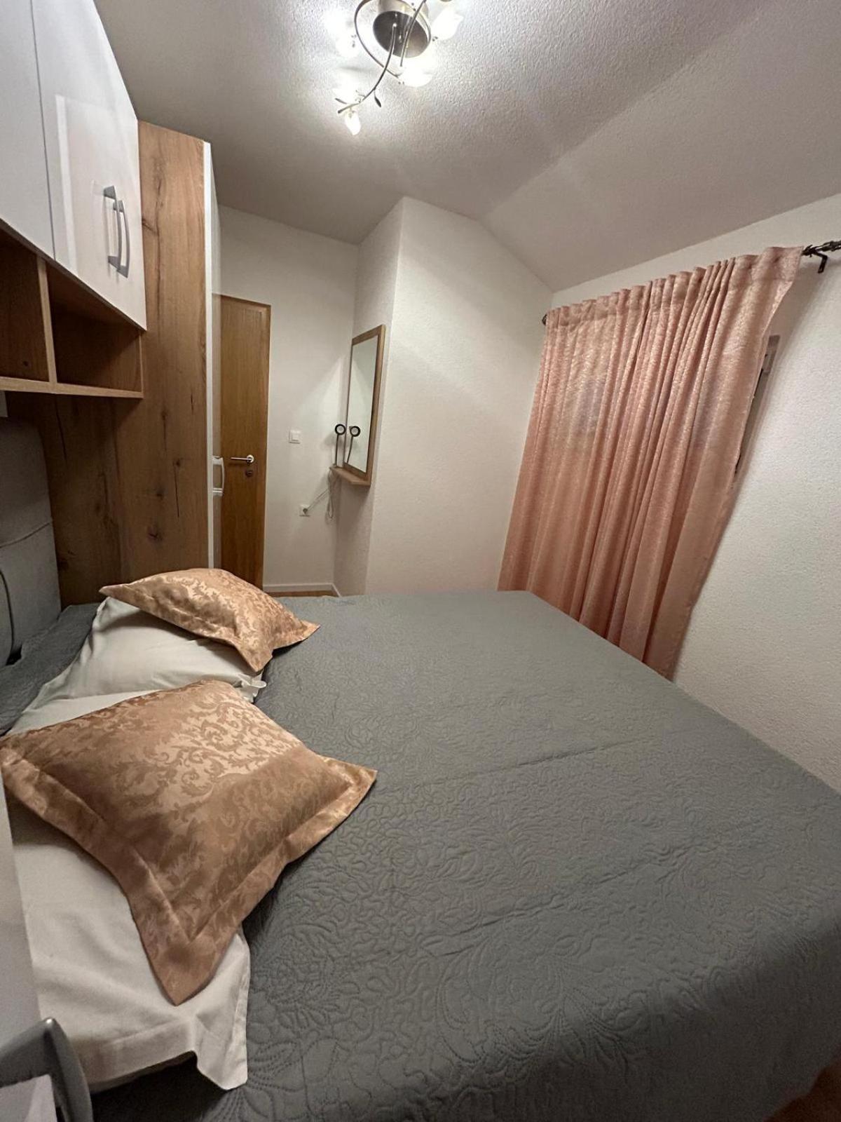 Apartment Lovre Topic Башка-Вода Экстерьер фото
